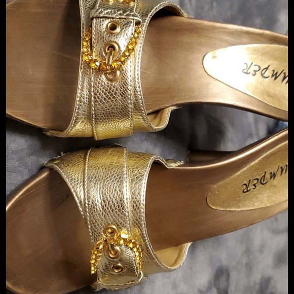 Heels - Picture 4 of 5